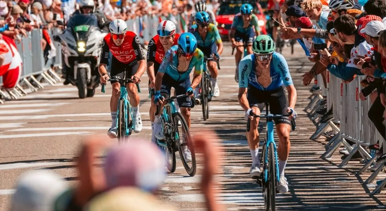 Sergio Higuita el mejor colombiano en el Tour de Francia. 